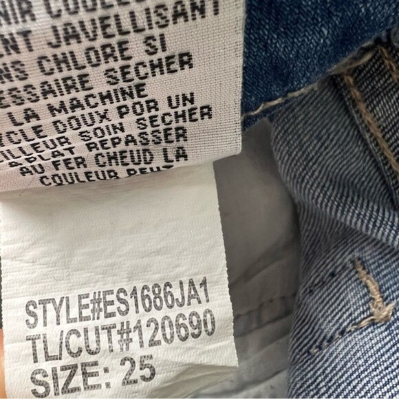 STS Blue‎ Distressed Denim Shorts Frayed Denim Jean Shorts Size 25 Thrashed - Picture 12 of 15